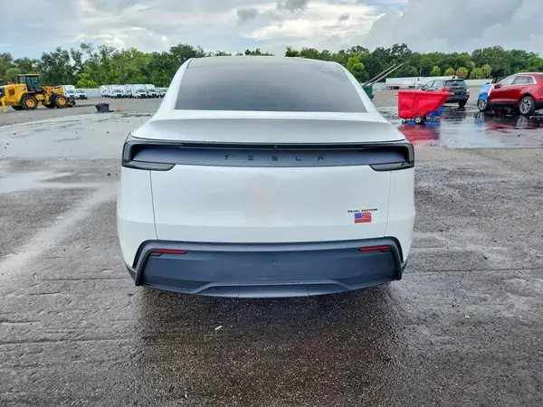2026 TESLA MODEL Y auction photo 6