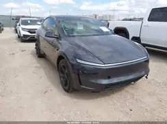 7SAYGDEE6TA715753 2026 TESLA MODEL Y