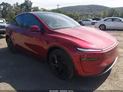 7SAYGDEE6TA766458 2026 TESLA MODEL Y