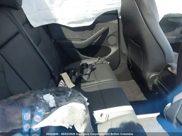 7SAYGDEE6TF331930 2026 TESLA MODEL Y - Image 8
