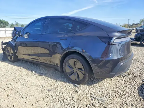 7SAYGDEE6TF341969 2026 TESLA MODEL Y - Image 2