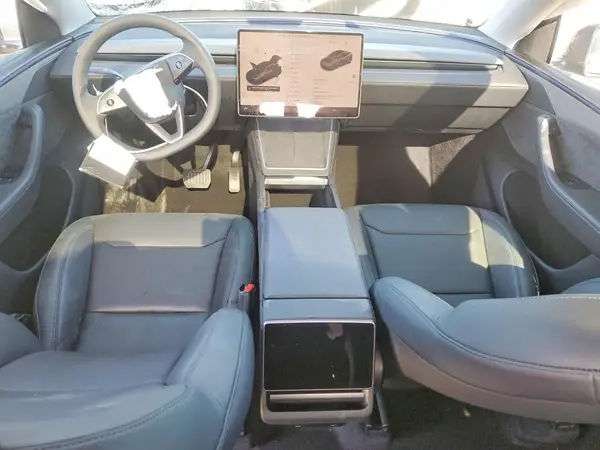7SAYGDEE6TF341969 2026 TESLA MODEL Y - Image 8