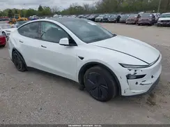 7SAYGDEE6TF354558 2026 TESLA MODEL Y
