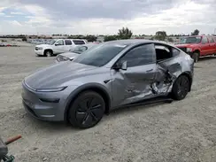 7SAYGDEE6TF356360 2026 TESLA MODEL Y