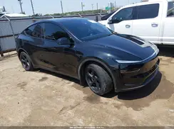 7SAYGDEE6TF377001 2026 TESLA MODEL Y
