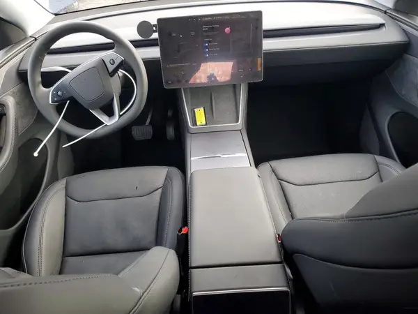 7SAYGDEE6TF390749 2026 TESLA MODEL Y - Image 8