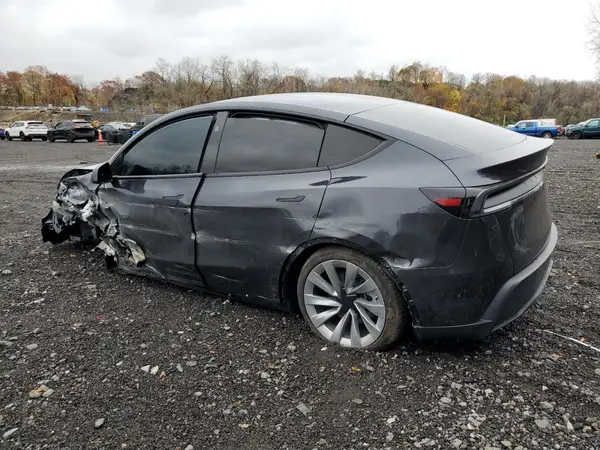 7SAYGDEE6TF408652 2026 TESLA MODEL Y - Image 2