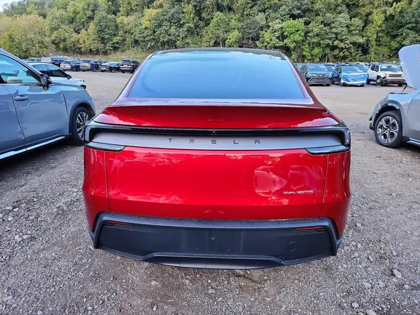2026 TESLA MODEL Y auction photo 6