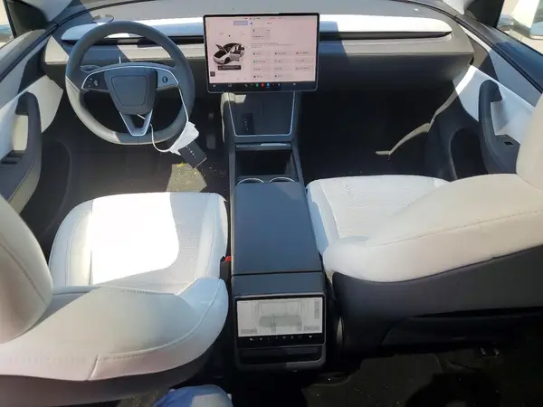 7SAYGDEE6TF515734 2026 TESLA MODEL Y - Image 8