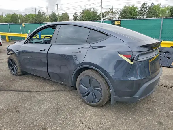 7SAYGDEE6TF536566 2026 TESLA MODEL Y - Image 2