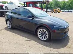 7SAYGDEE6TF553805 2026 TESLA MODEL Y