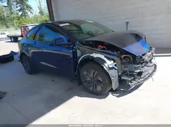 7SAYGDEE6TF579997 2026 TESLA MODEL Y