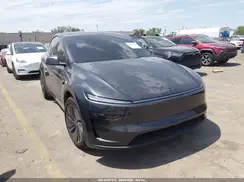 7SAYGDEE6TF588098 2026 TESLA MODEL Y