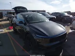 7SAYGDEE6TF588778 2026 TESLA MODEL Y