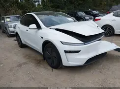 7SAYGDEE6TF637610 2026 TESLA MODEL Y