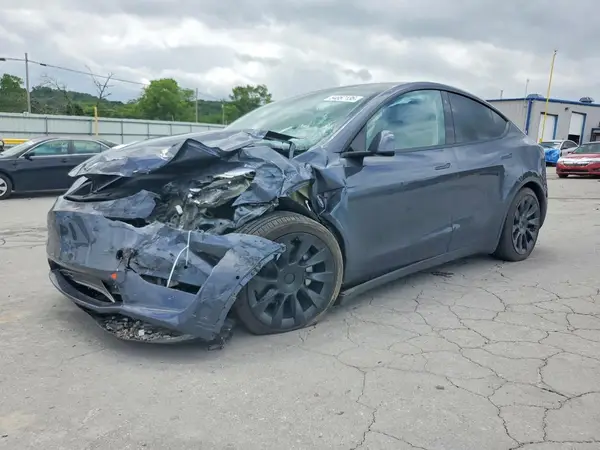 7SAYGDEE7NA006364 2022 TESLA MODEL Y - Image 1
