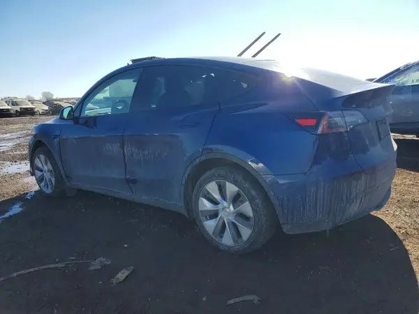7SAYGDEE7NA006980 2022 TESLA MODEL Y - Image 2