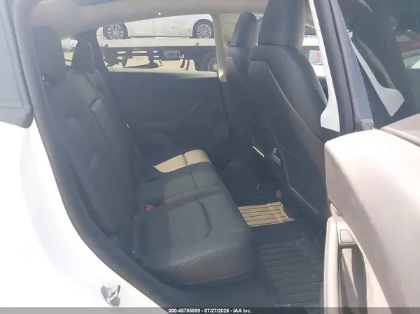 7SAYGDEE7NA009992 2022 TESLA MODEL Y - Image 8