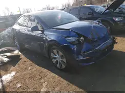 7SAYGDEE7NA011676 2022 TESLA MODEL Y