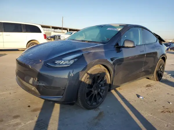 7SAYGDEE7NA013492 2022 TESLA MODEL Y - Image 1