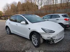 7SAYGDEE7NA014822 2022 TESLA MODEL Y