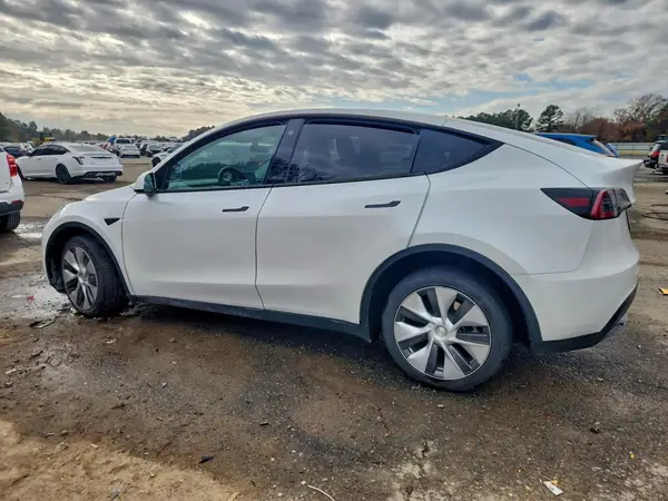7SAYGDEE7NA017560 2022 TESLA MODEL Y - Image 2