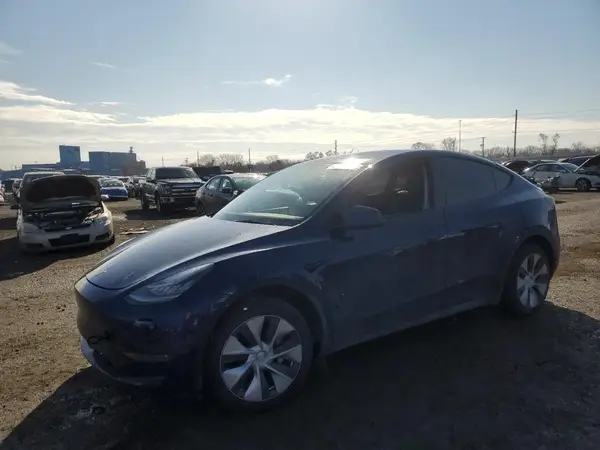 7SAYGDEE7NA019888 2022 TESLA MODEL Y - Image 1