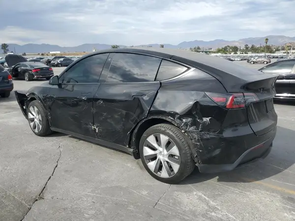 7SAYGDEE7NA020085 2022 TESLA MODEL Y - Image 2
