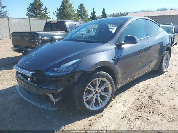 7SAYGDEE7NA021818 2022 TESLA MODEL Y - Image 2