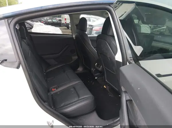 7SAYGDEE7NF309146 2022 TESLA MODEL Y - Image 8