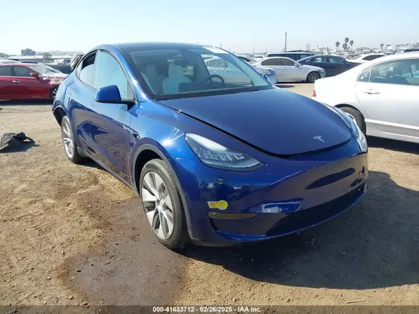 7SAYGDEE7NF312239 2022 TESLA MODEL Y - Image 1