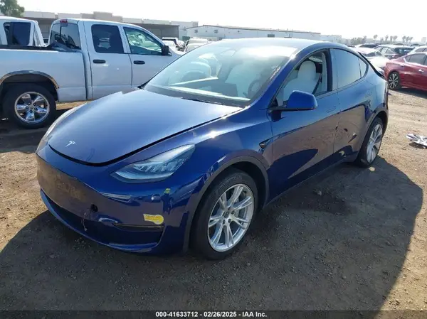 7SAYGDEE7NF312239 2022 TESLA MODEL Y - Image 2