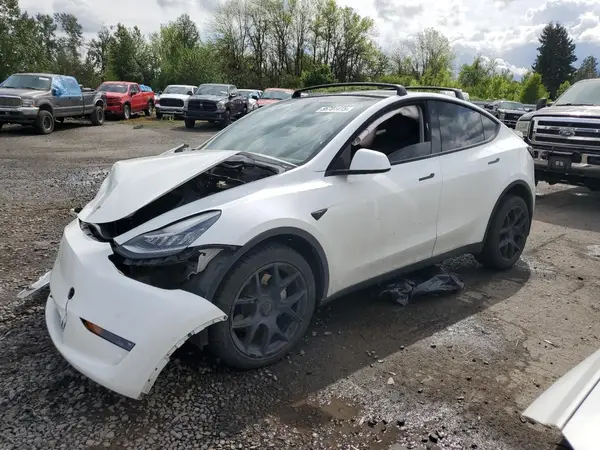 7SAYGDEE7NF312967 2022 TESLA MODEL Y - Image 1