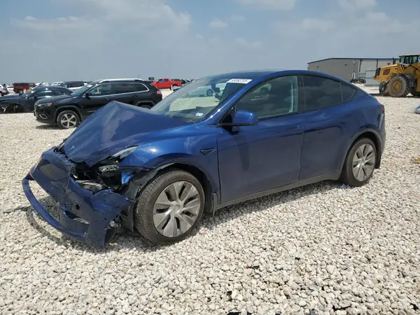 7SAYGDEE7NF313228 2022 TESLA MODEL Y - Image 1