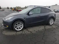 7SAYGDEE7NF315934 2022 TESLA MODEL Y