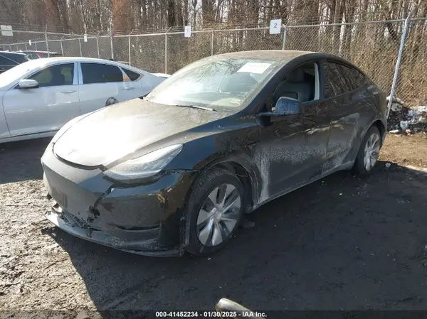 7SAYGDEE7NF316856 2022 TESLA MODEL Y - Image 2