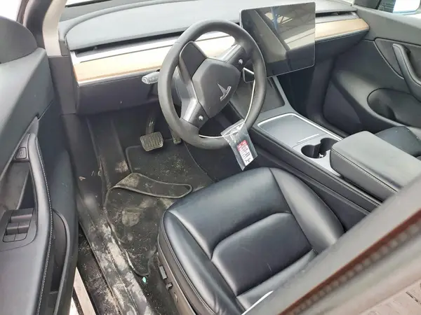 7SAYGDEE7NF321152 2022 TESLA MODEL Y - Image 8