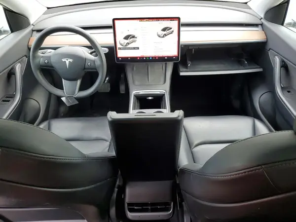 7SAYGDEE7NF329915 2022 TESLA MODEL Y - Image 8