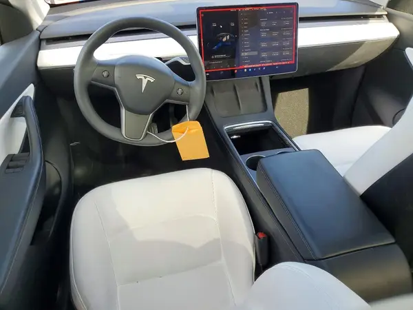 7SAYGDEE7NF330479 2022 TESLA MODEL Y - Image 8