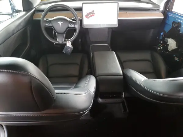 7SAYGDEE7NF331339 2022 TESLA MODEL Y - Image 8