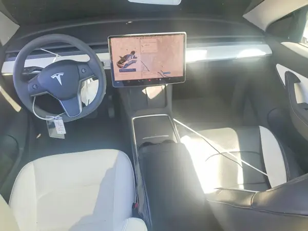 7SAYGDEE7NF355737 2022 TESLA MODEL Y - Image 8