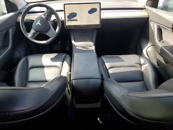 7SAYGDEE7NF363109 2022 TESLA MODEL Y - Image 8