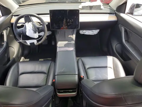 7SAYGDEE7NF369878 2022 TESLA MODEL Y - Image 8