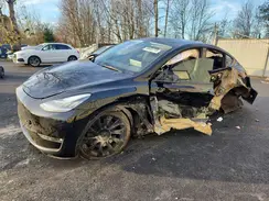 7SAYGDEE7NF371730 2022 TESLA MODEL Y