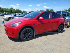 7SAYGDEE7NF376801 2022 TESLA MODEL Y