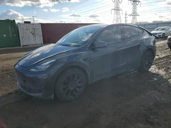 7SAYGDEE7NF386082 2022 TESLA MODEL Y - Image 1