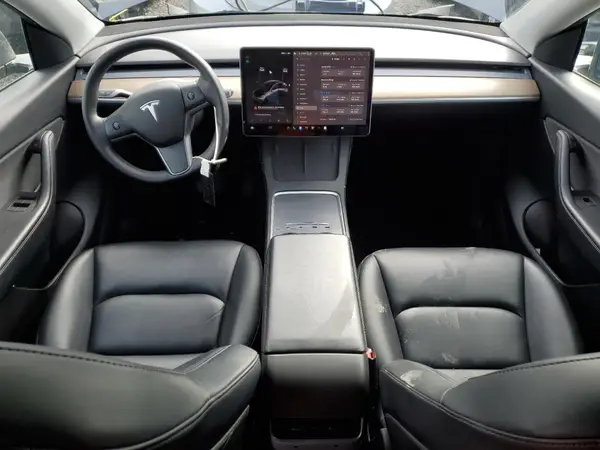 7SAYGDEE7NF386082 2022 TESLA MODEL Y - Image 8