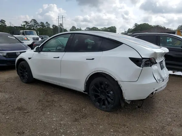 7SAYGDEE7NF400417 2022 TESLA MODEL Y - Image 2