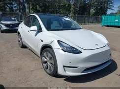 7SAYGDEE7NF418223 2022 TESLA MODEL Y