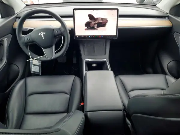 7SAYGDEE7NF421445 2022 TESLA MODEL Y - Image 8